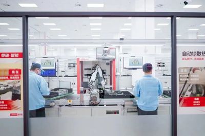 ICT行業(yè)迎來首座“零碳工廠”，網(wǎng)絡(luò)技術(shù)開發(fā)引領(lǐng)低碳轉(zhuǎn)型